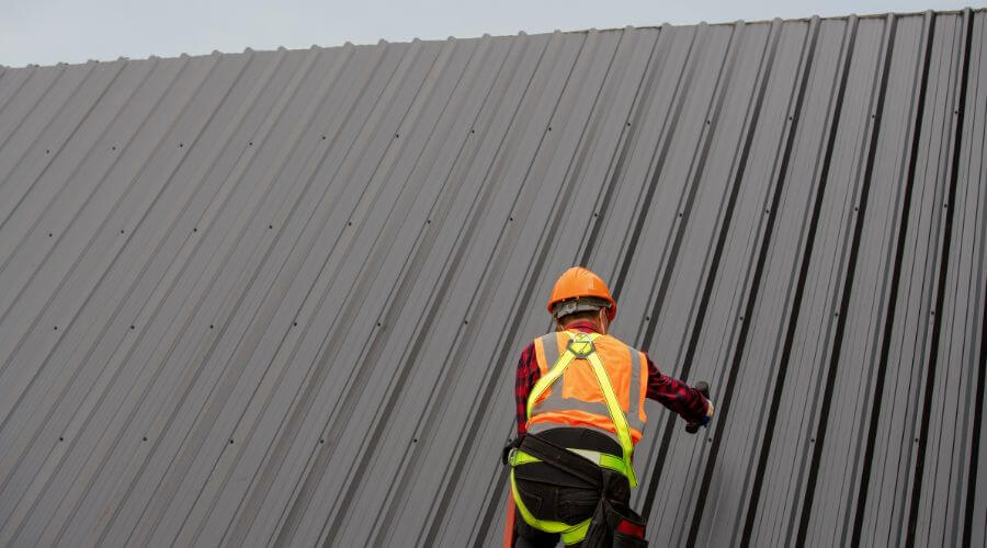 Professional gutter cleaning in Chelsea, VT